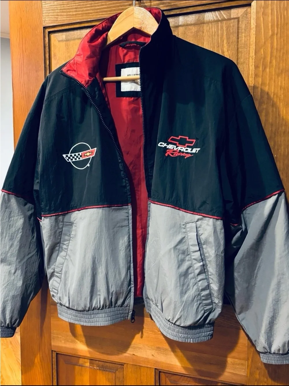HOLLISTER Chevrolet Racing THE HEARTBEAT OF AMERICA Racing Jacket - Picture 4 of 10